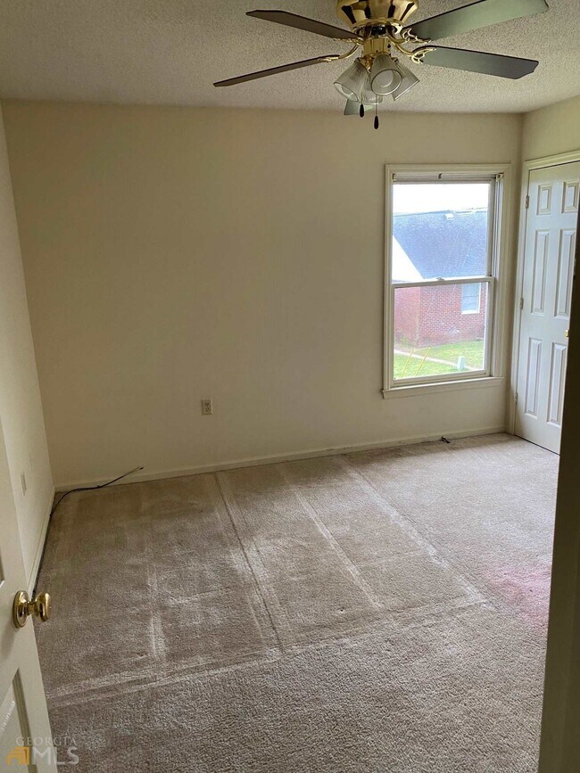 232 Lanier Dr Unit 15, Statesboro, GA 30458 Apartment for Rent in