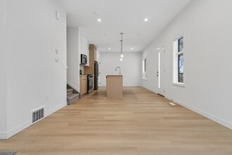 Building Photo - 12847 103 St NW