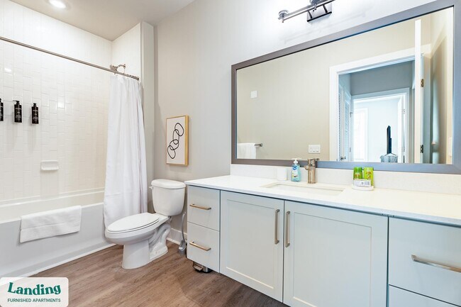 Building Photo - 300 E Broad St