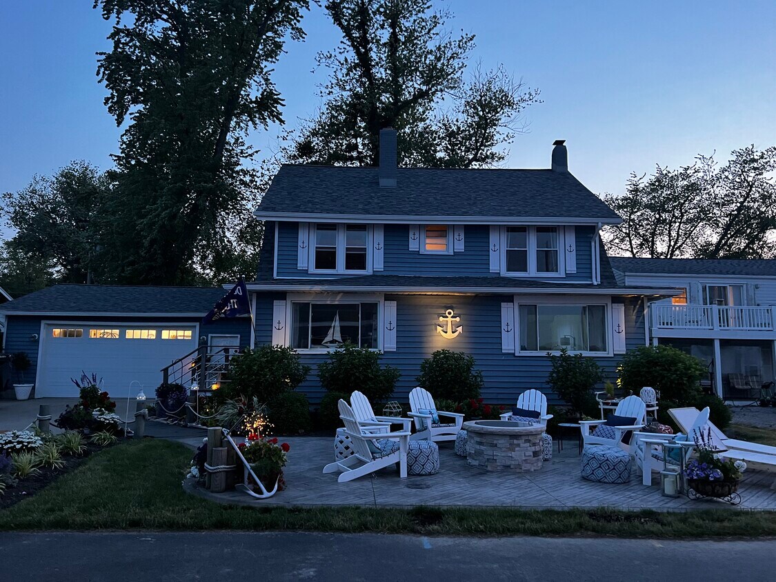 207 Ashland Ave, Huron, OH 44839 House Rental in Huron, OH