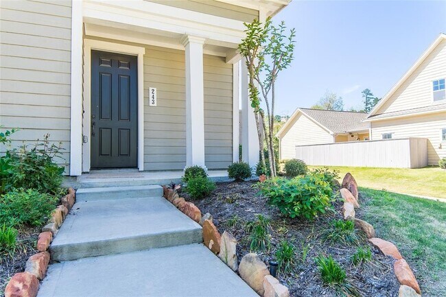 Building Photo - 243 Kendrick Pines Blvd