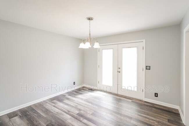 Foto del edificio - 1042 Rolling Meadow Dr