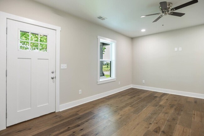 Building Photo - 2465 TN-52