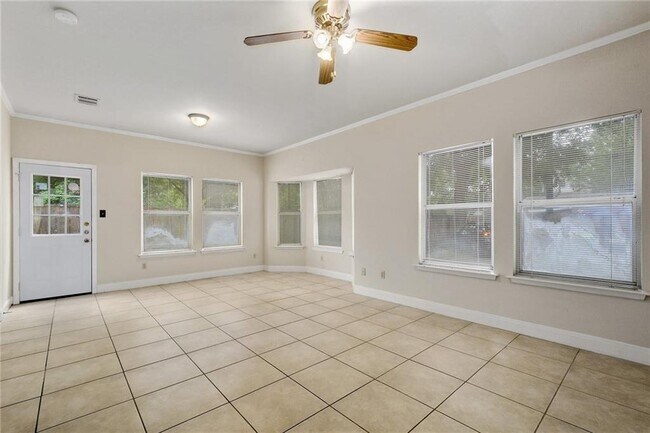 Foto del edificio - 505 E 38th St