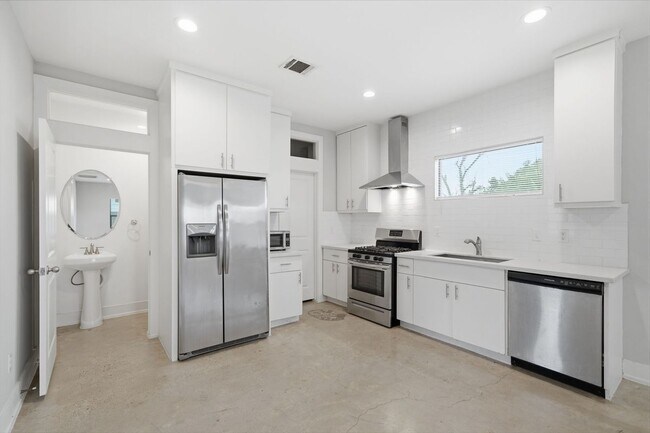 Foto del edificio - 603 Edgewood St