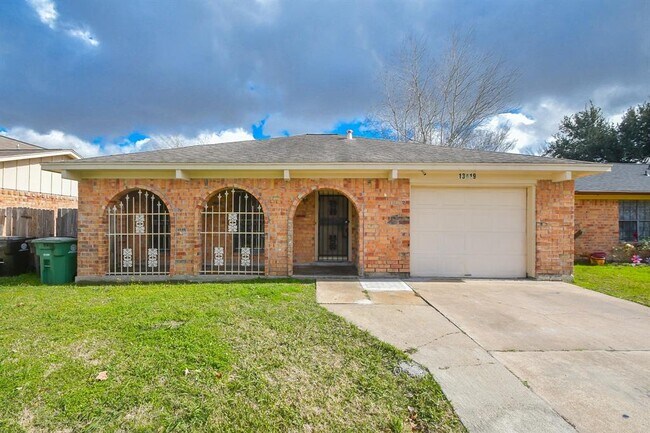 Foto del edificio - 13419 Woodring Dr