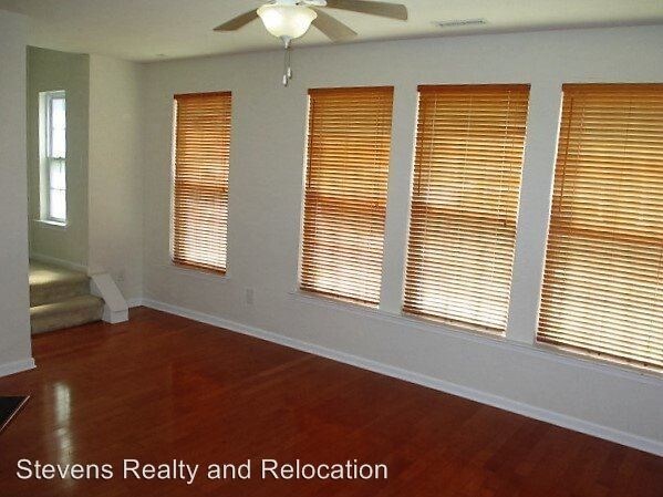 Building Photo - 2 br, 2.5 bath House - 10034 Blackwell Drive