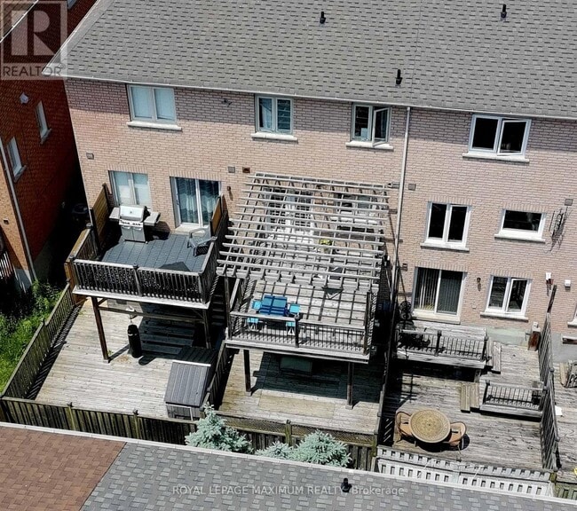 Building Photo - 117 Harbourview Crescent