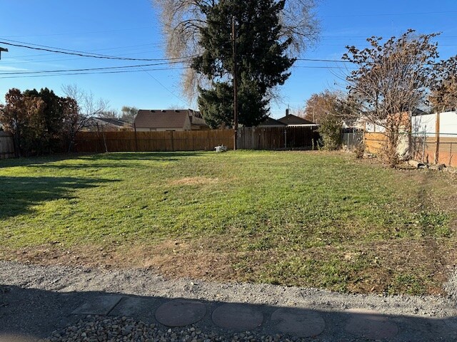 Foto del edificio - 810 N 24th Ave