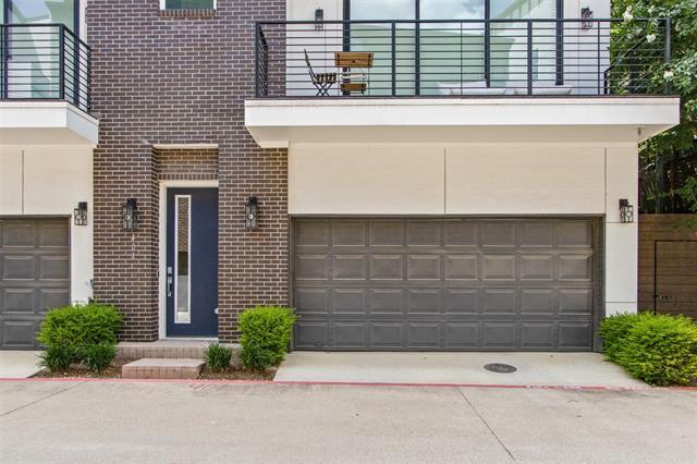 Foto del edificio - 381 E Greenbriar Ln