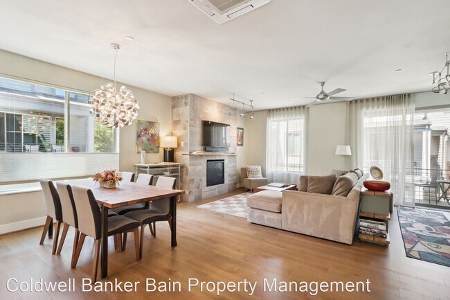 Building Photo - 4 br, 3.5 bath House - 2972 76th Place SE,...