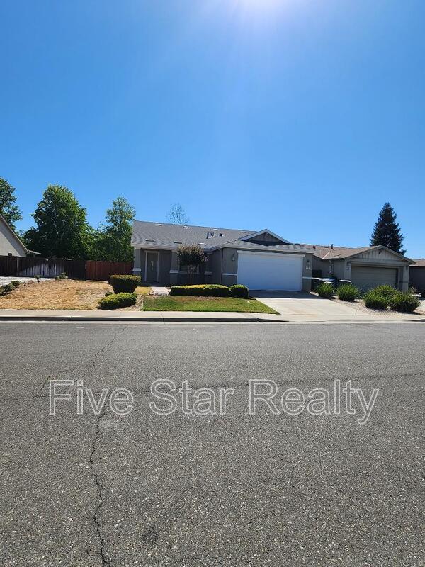Building Photo - 9539 Poplar Way