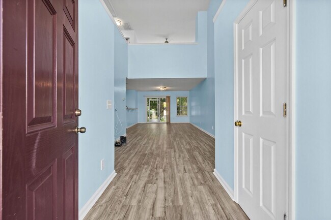 Foto del edificio - 1096 Harvester Cir