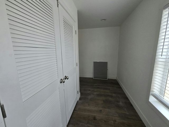 Foto del edificio - 3401 N Walnut Rd