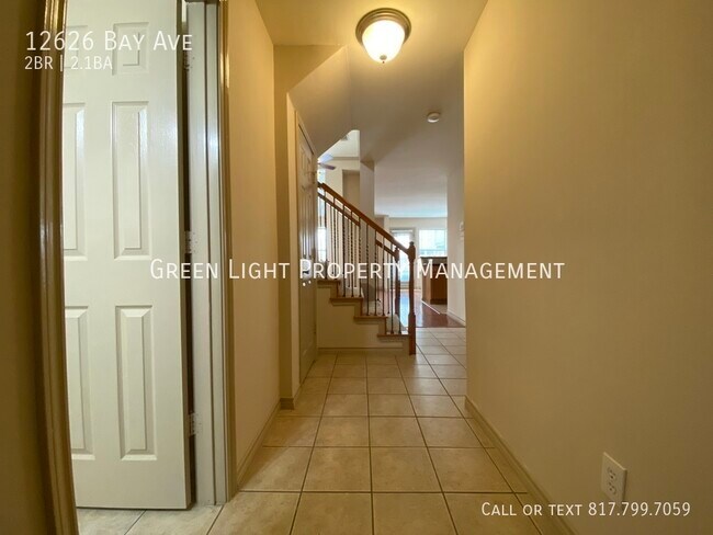 Building Photo - 12626 Bay Ave