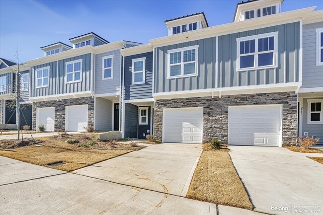 Building Photo - 2573 Ruby Dixon Xing Dr