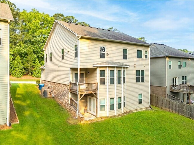 Building Photo - 1838 Lakeview Bend Way