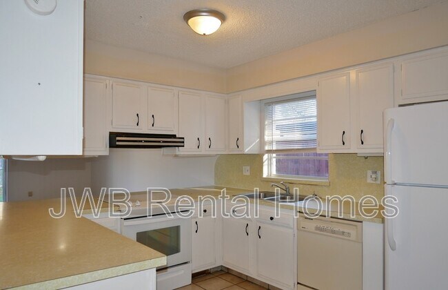 Foto del edificio - 3583 Grassy Ride Dr