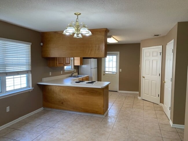 Building Photo - 3 Bedroom/2 Bath Home in Remerton Georgia Minutes from VSU