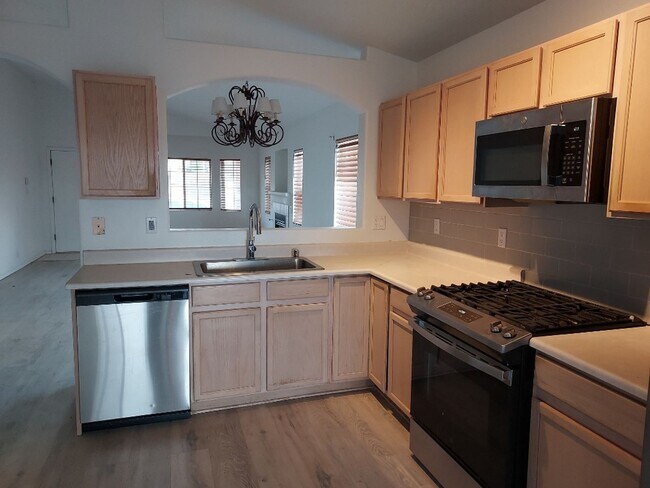 Foto del edificio - Charming single-family home neatly nestled in the serene, bubbling city of Albuquerque, New Mexico.