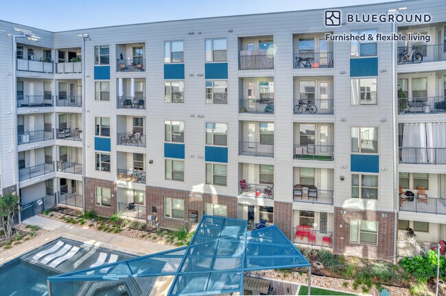 Foto del edificio - 2910 E 17th St