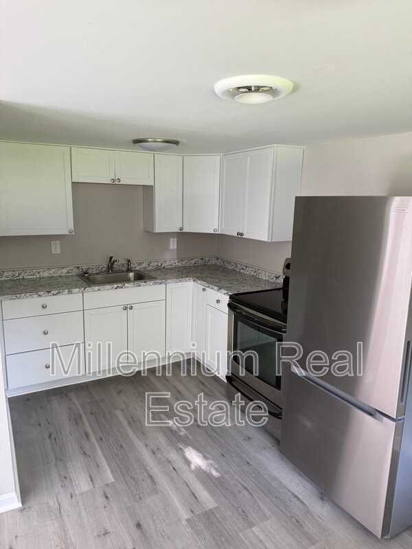 Foto del edificio - 1131 Pratt Rd
