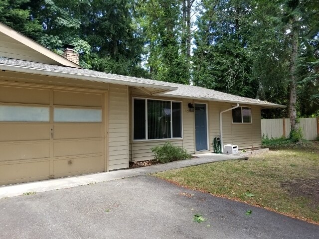 Foto del edificio - 511-511 1/2 Burke Ct