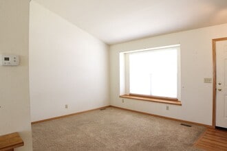 Building Photo - 442 Dunne Dr