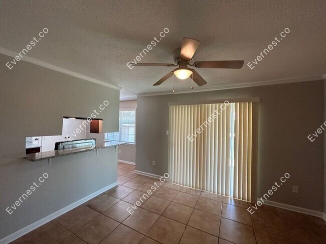 Foto del edificio - 727 Thornwood Pl