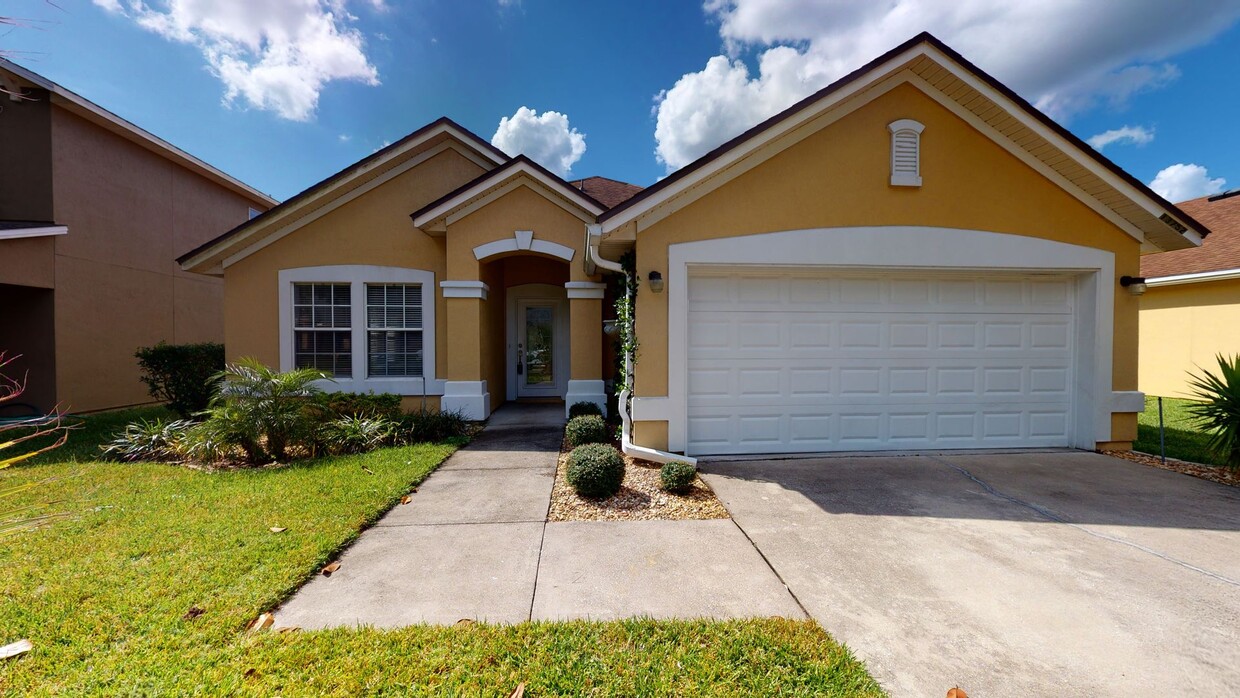 Primary Photo - Beautiful 4 bedroom, 2 bathroom home for r...