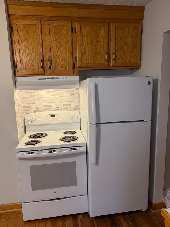 Foto del edificio - 56 Westwood Ave