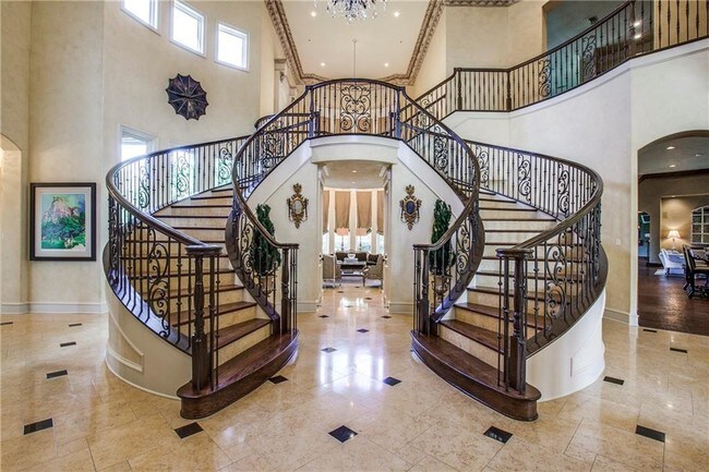 Building Photo - 2500 Stone Haven Ct