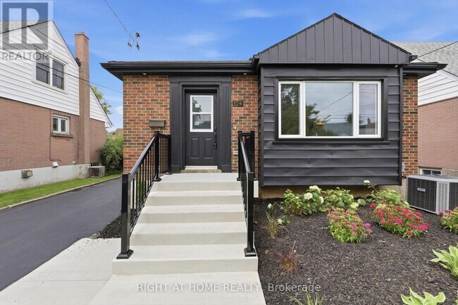 Photo du bâtiment - 156 E 36th St