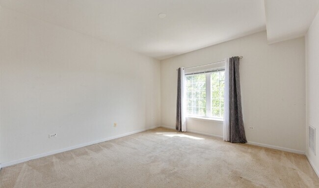 Foto del edificio - 3501 Wellington Ct