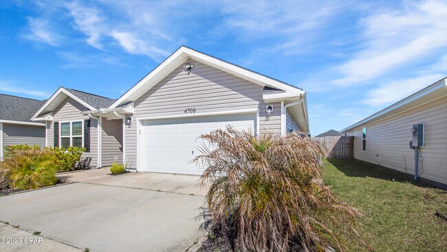 Building Photo - 4706 Windsor Park Ln
