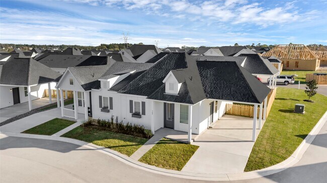 Building Photo - 38634 Spur 149 Rd