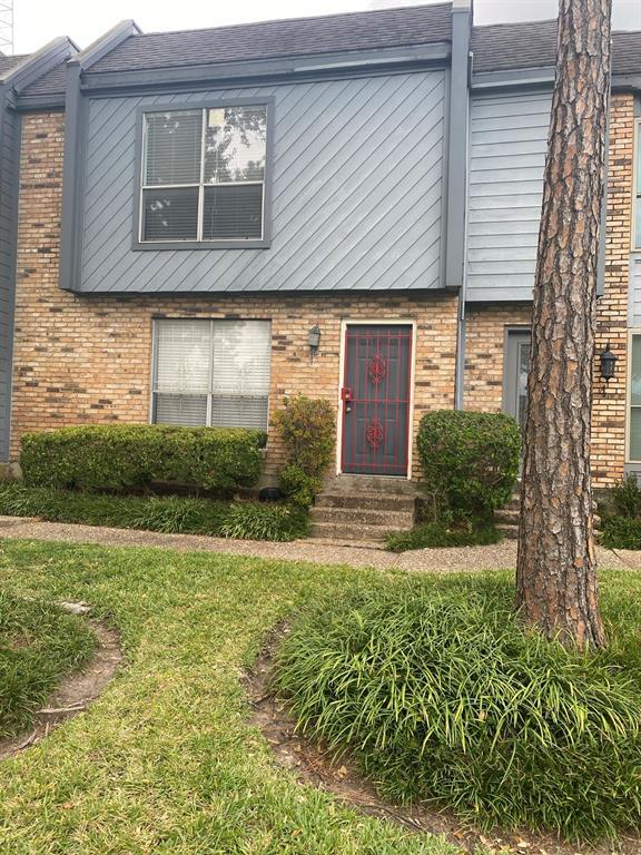 Primary Photo - 6202 Skyline Dr