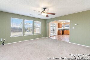 Building Photo - 2115 Hollow Cir