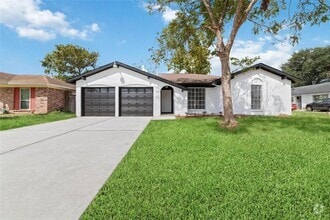 Building Photo - 12018 Troulon Dr