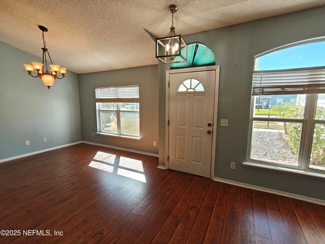 Building Photo - 8971 Rockpond Meadows Dr