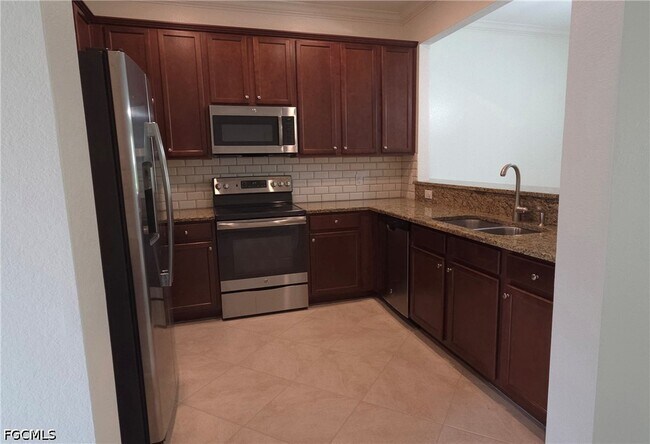 Building Photo - 14707 Summer Rose Way
