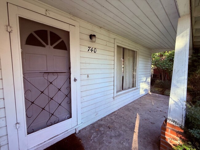 Foto del edificio - Cute 2 Bed / 2 Bath Home For Rent in Oroville