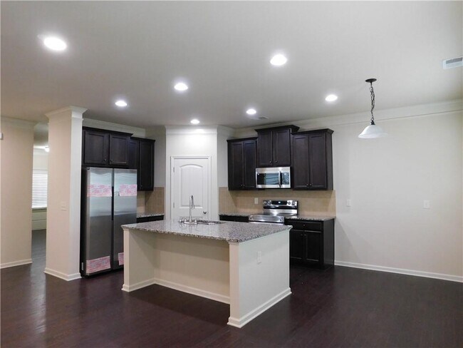 Foto del edificio - 1441 Woodward Down Ct