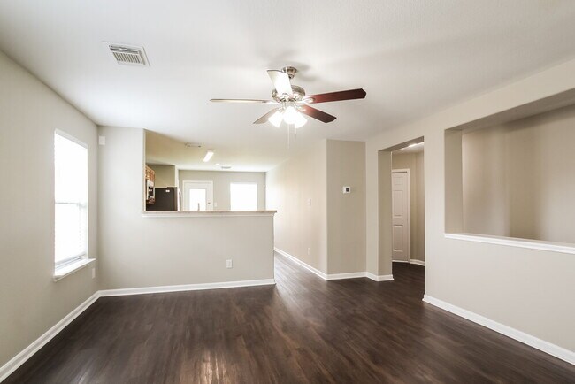 Foto del edificio - 6606 Winter Mountain Ln