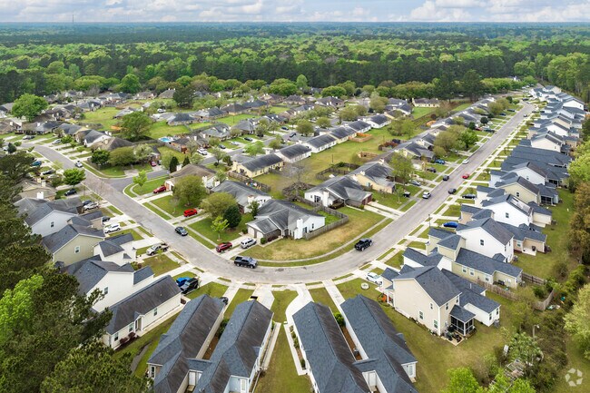 New developments have popped up all over Ladson.