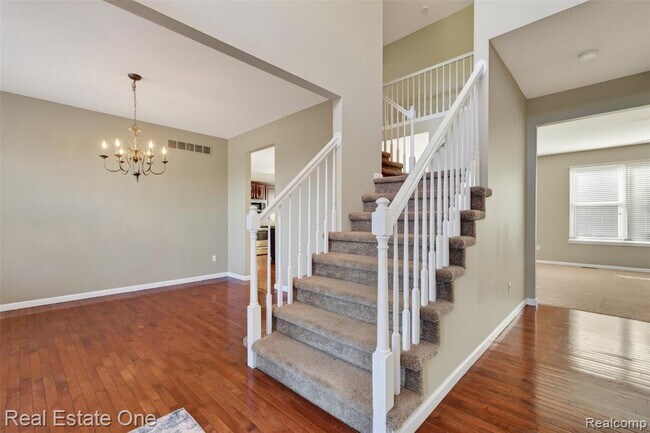 Foto del edificio - 699 Bay Pointe Dr