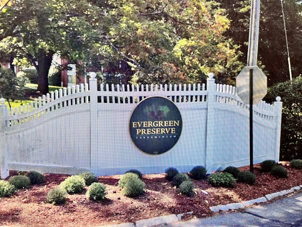 Primary Photo - 2410 Skyline Dr