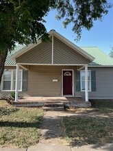 Building Photo - 516 W Bois D Arc St
