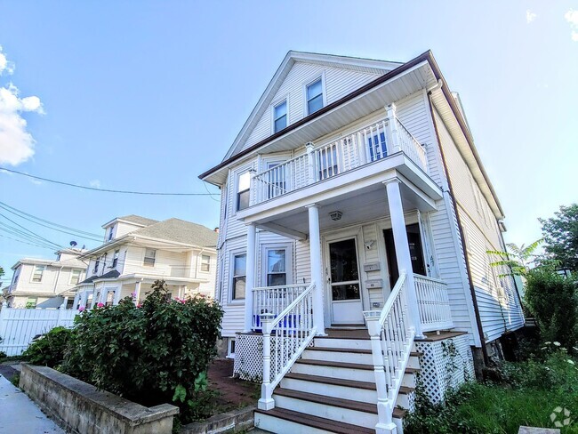 Building Photo - 49 Flynt St