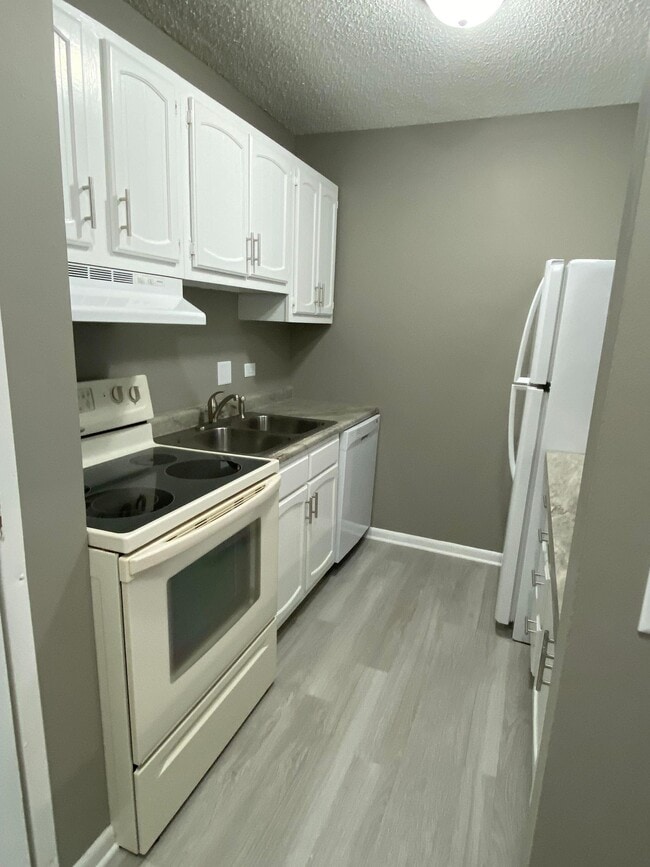 Building Photo - 2601 N 47th St